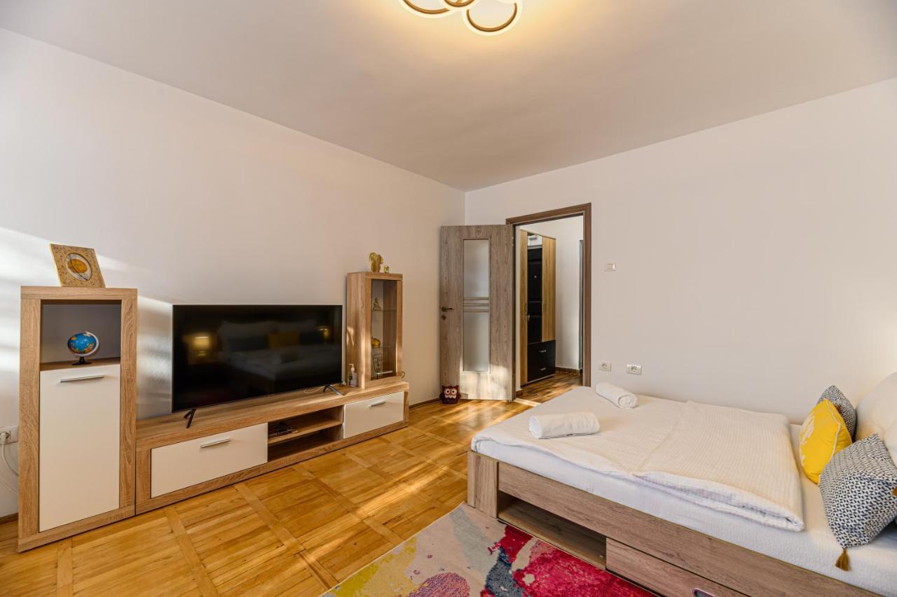 Jad - Family - Apartments & Studios Braşov Exteriör bild